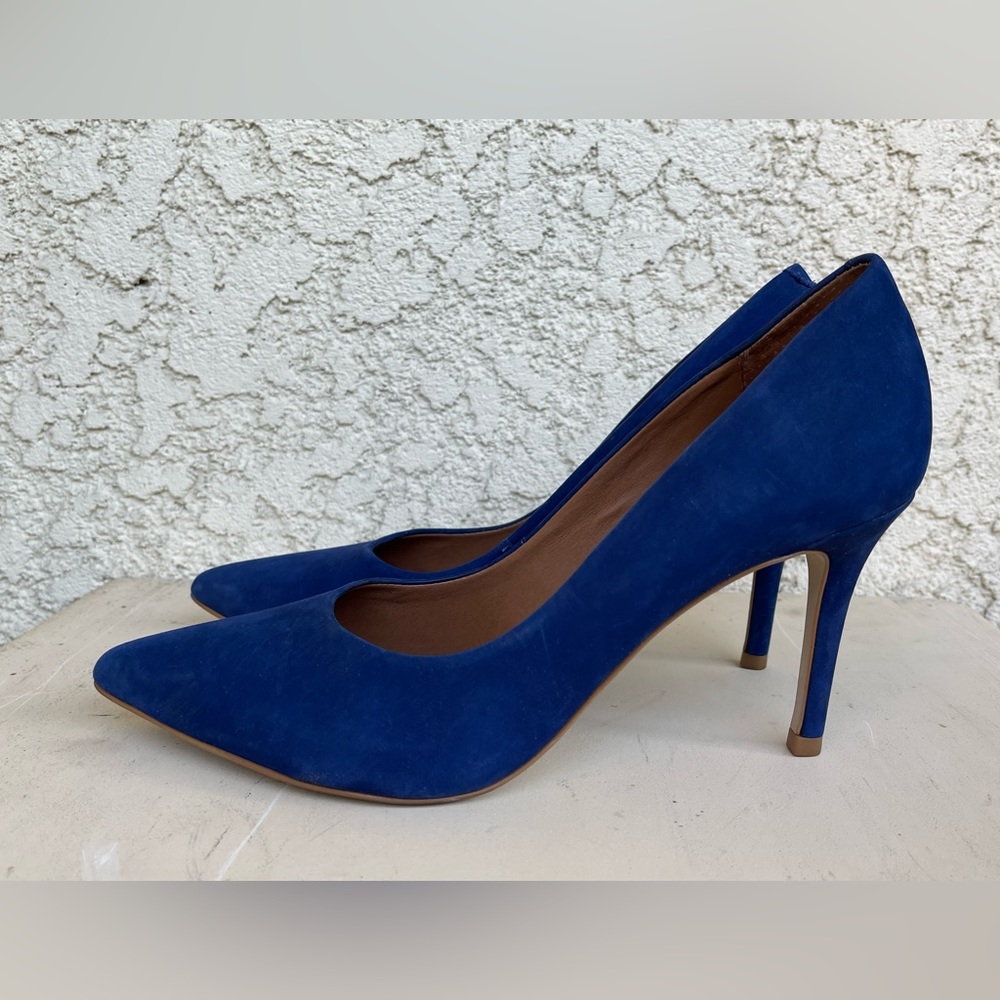 Blue pumps, Steve Madden size 8